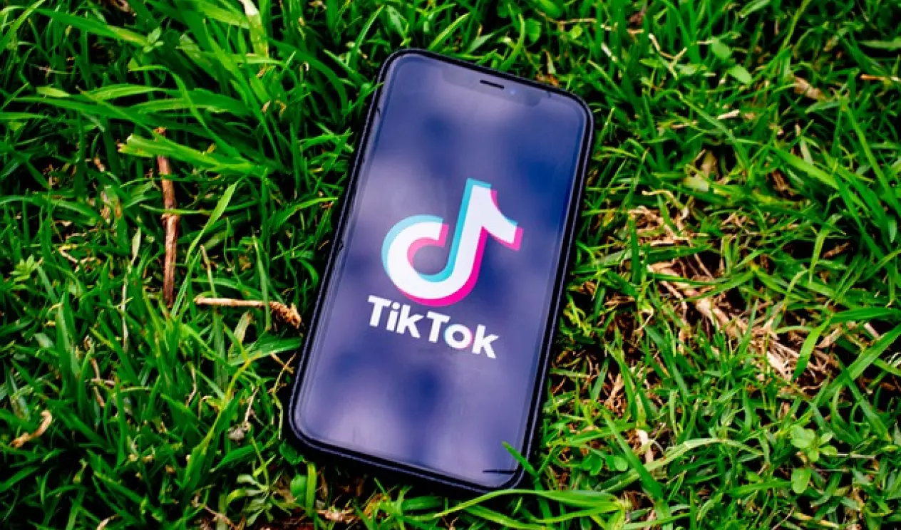 TikTok je nejoblíbenější mobilní video aplikací v roce 2021